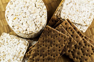 crispbread ve ekmek ürünleri