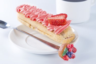 Pasta krema ve çilek closeup ile