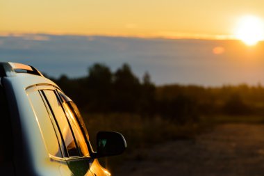 sunrise, seçici odak güneşe arabaya