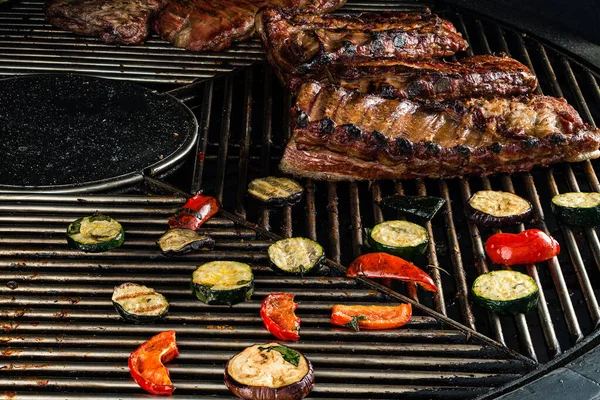 Grillade Grönsaker Grillen Grönsaker Grillen Över Låg Värme För Beredning — Stockfoto