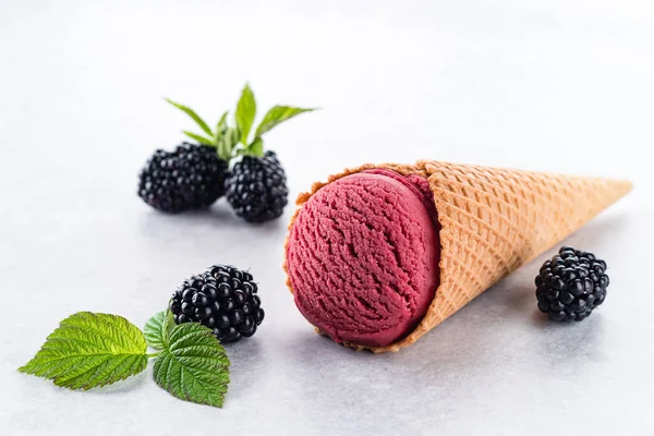 Ice Cream Blackberries White Wooden Background Cone Blackberry Ice Cream — Stock Photo, Image