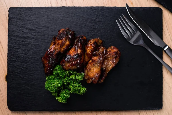 Fried Crispy Barbecue Chicken Wings Served Top View Flat Lay — Stock Photo, Image