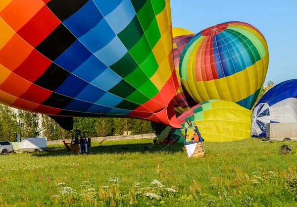 Sıcak hava balonları, sıcak hava balonu alarak toplu çıkış — Stok fotoğraf