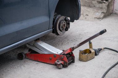 Tekerlek Değiştir (sığ Dof için farklı araçlar yakın çekim)