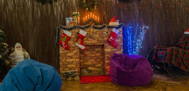 Noel oturma odası dekorasyon Noel çorap ile, 