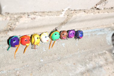 birlikte gülümseyen mutlu çok uluslu şirket