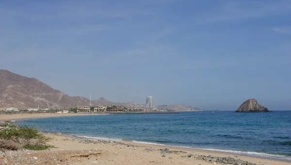 Pobřeží Indického oceánu v Fujeirah, Spojené arabské emiráty — Stock fotografie