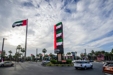 Dubai, BAE: Birleşik Arap Emirlikleri - 10 Eylül 2020: Dubai 'deki La Mer Beach Resort