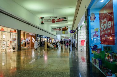 DUBAI, BAE - 25 HAZİRAN Dubai Festival Şehir Alışveriş Merkezi. 25 Ocak 2021 Dubai Birleşik Arap Emirlikleri