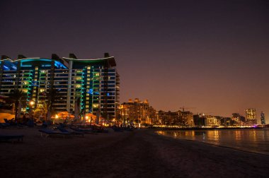 DUBAI, BAE - 31 Aralık 2020: Plaj manzarası ve kompleks Oceana Palm Jumeirah