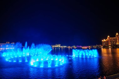 Dubai, BAE - 5 Şubat 2020 Dubai 'deki The Pointe at Palm Jumeirah, dünyanın en büyüğü olduğu doğrulandı.