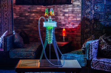 Nargile iç duman rengi ile.