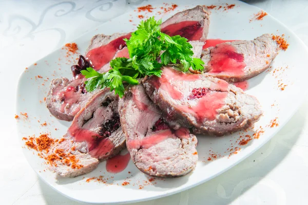 Plate of sliced meat. — Stock Photo, Image