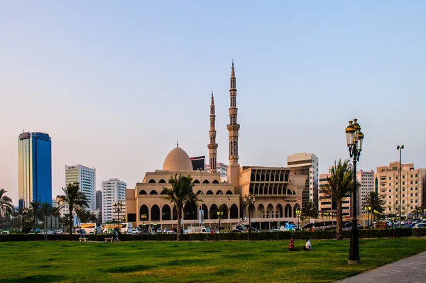 Mesquita King Faisal em Sharjah, Emirados Árabes Unidos — Fotografia de Stock