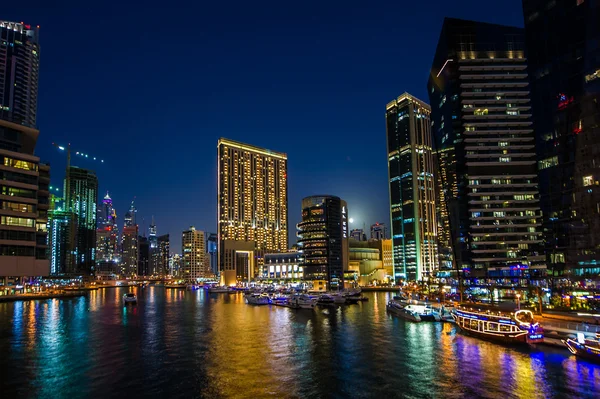 Vista da residência na praia de Jumeirah Dubai, Emirados Árabes Unidos — Fotografia de Stock