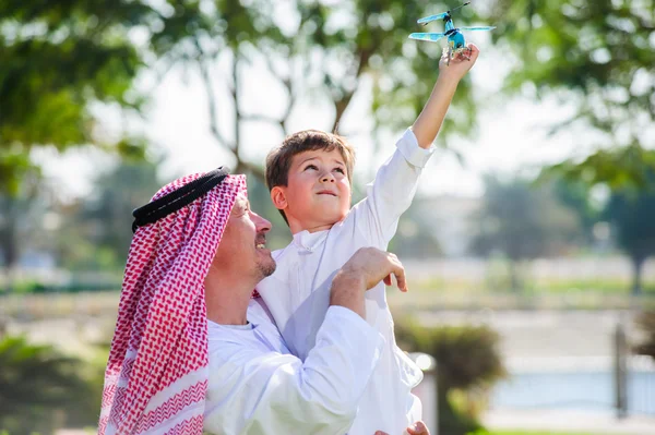 Arabic father and son. — Stock Photo, Image