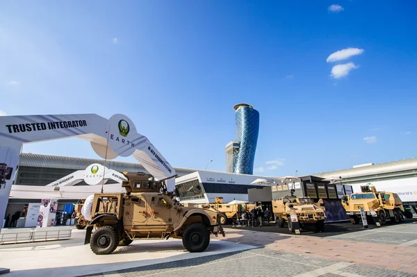 Exposición y Conferencia Internacional de Defensa, IDEX.Abu-Dhabi, Emiratos Árabes Unidos . — Foto de Stock