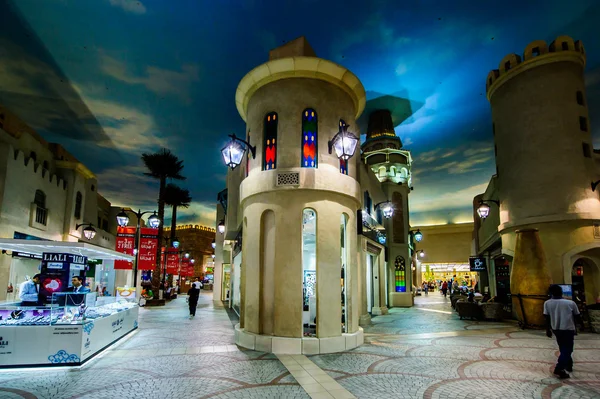 Wnetrze Ibn Battuta Mall, Dubai, Zjednoczone Emiraty Arabskie. — Zdjęcie stockowe