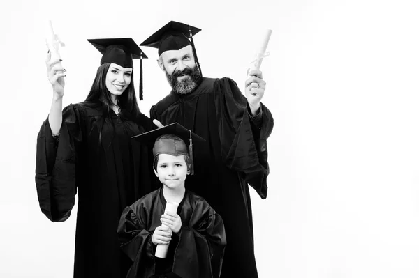 Exitosos tres graduados universitarios de diferentes edades . — Foto de Stock