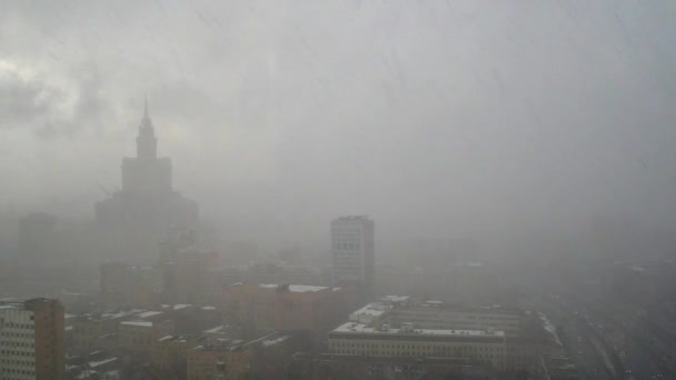 Fuertes nevadas en Moscú, Rusia. Avenida Leningradsky. Vista a gran altitud — Vídeo de stock