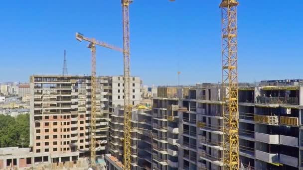 Site de construction urbaine, vue aérienne — Video