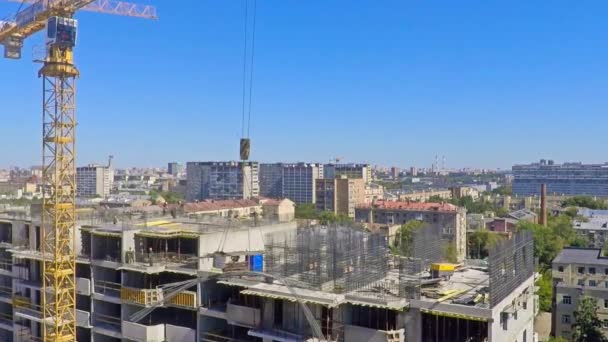 Miejskiego placu budowy, widok z lotu ptaka — Wideo stockowe