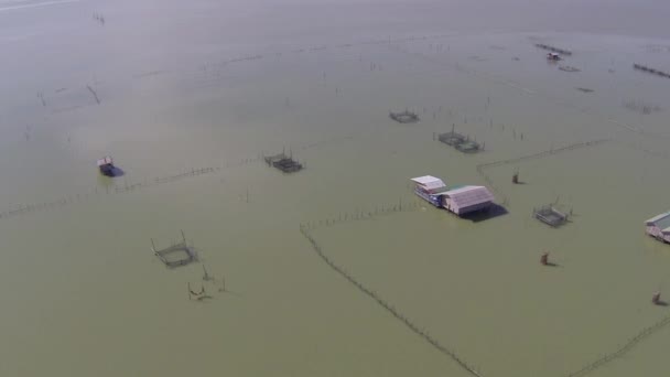 Thai fishermen water village, aerial view from high altitude — Stock Video