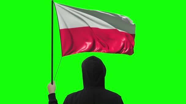Polens flagg og ukjent mann, alfa-Matte – stockvideo