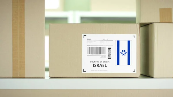Papppaket från Israel i ett lager för posttjänster — Stockfoto