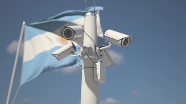 Прапор Аргентини і чотири камери безпеки на полюсі, петля 3d анімації — стокове відео