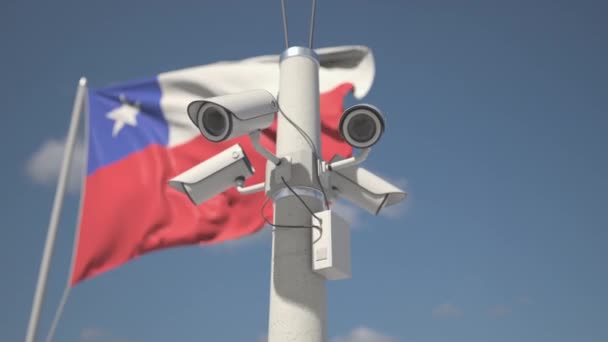 Chilenische Flagge und vier Überwachungskameras am Mast, 3D-Animation in Schleifen — Stockvideo