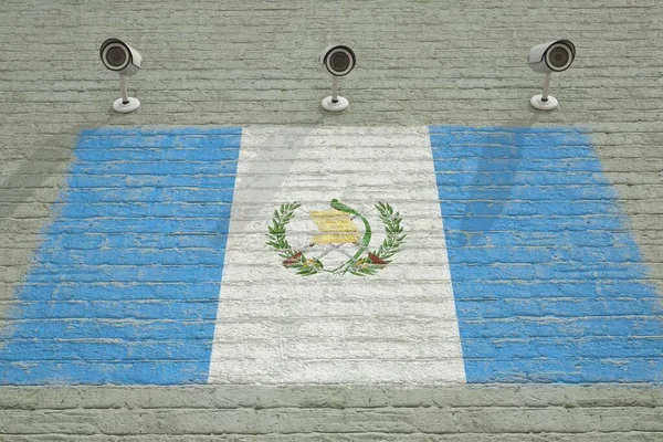 CCTV camera 's en muur met afgedrukte vlag van Guatemala. Conceptuele 3D-weergave van het nationale bewakingssysteem — Stockfoto