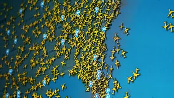 Занято воздушным движением над картой Флориды, США. Время отпуска истекает со многими маршрутами коммерческих самолетов — стоковое видео