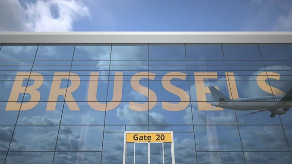 Avión comercial reflejado en la terminal del aeropuerto con texto BRUSELAS. renderizado 3d — Foto de Stock