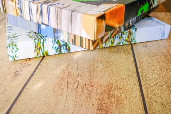 Kenardan tuval galerisi ambalajı baskıları