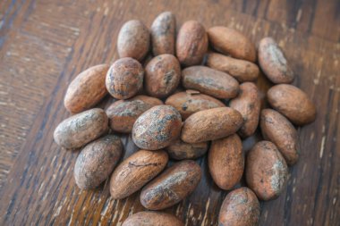 Acı Kola Çerezi Yığını