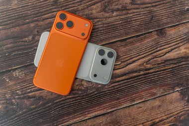 25 Kasım 2025 - Calgary Alberta Kanada - iPhone 17 Promax