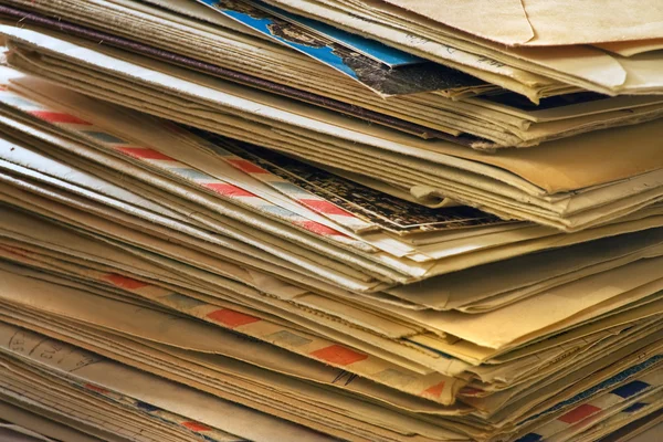 Imágenes de Montón de cartas antiguas libres de derechos | DepositPhotos