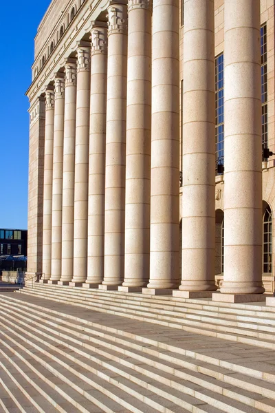 O edifício do Parlamento, Helsínquia, Finlândia — Fotografia de Stock