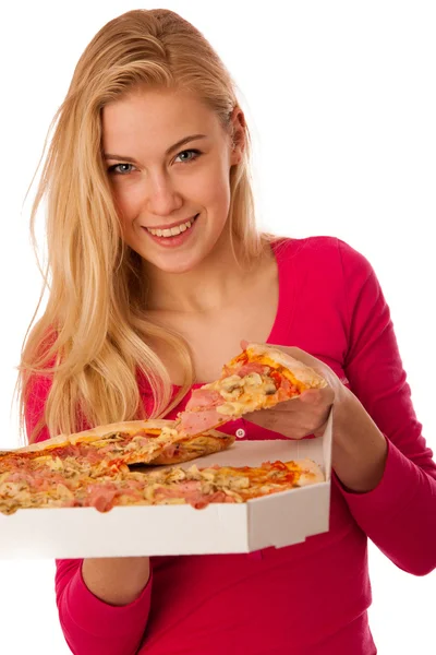 Kadın karton kutuda büyük pizza ile yemek için sabırsızlanıyorum. — Stok fotoğraf