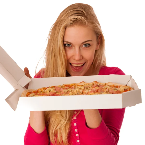 Mujer con pizza grande en caja de cartón no puede esperar a comerla . —  Fotos de Stock