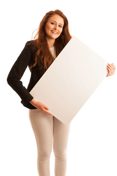 Подпись. Женщина с большой белой пустой картой. Позитивные эмоции — стоковое фото