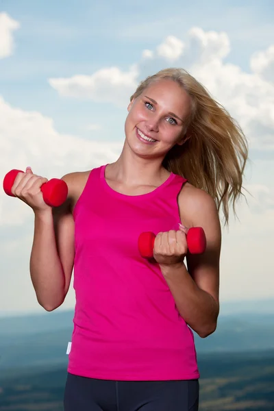 健康的生活方式运动取得成功-d 与合适的金发碧眼女人锻炼 — 图库照片
