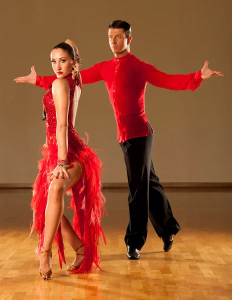 Imágenes de Cha cha cha dance, fotos de Cha cha cha dance sin royalties - Página 2 | Depositphotos Imágenes de Cha cha cha dance, fotos de Cha cha cha dance sin royalties - Página 2 | Depositphotos