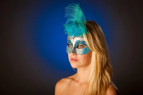 Cute blonde woman with venice mask on her face glamorous portrai — Stock Photo, Image