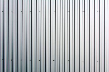 Beyaz metal kıvrımlı çit. Arkaplan.