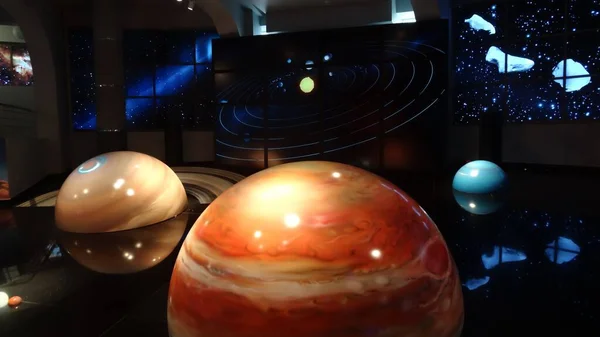 Moskova, Rusya. 4 Kasım 2016. Moskova Gözlemevi 'nde güneş sistemi modeli.