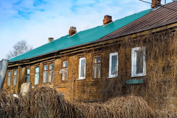 Suzdal Ρωσία Μαΐου 2021 Ένα Μοναχικό Ξύλινο Σπίτι — Φωτογραφία Αρχείου