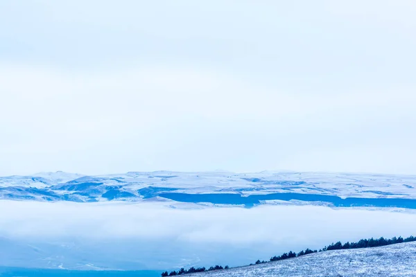 Kislovodsk Russia December 2018 Majestic Mountain Peaks Fog — Stock Photo, Image