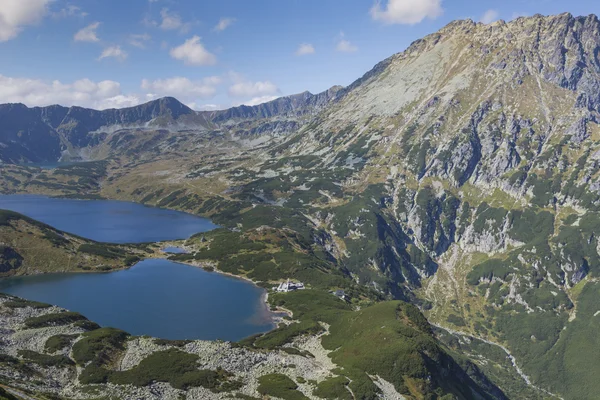 Yaz yüksek tatra Dağları'nda 5 lakes Valley — Stok fotoğraf